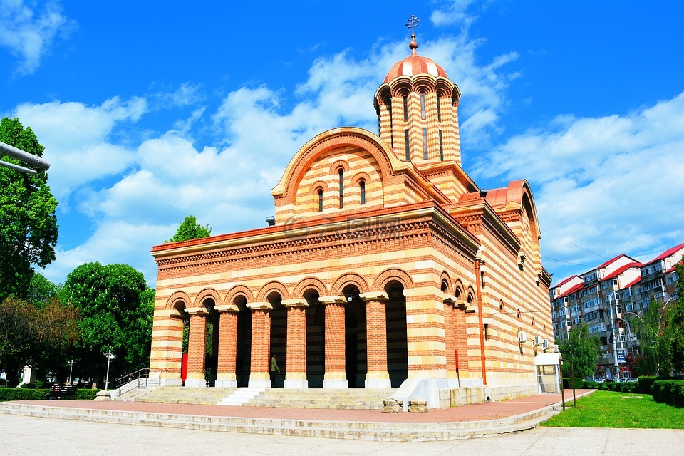 教堂,特尔戈维什特,建设