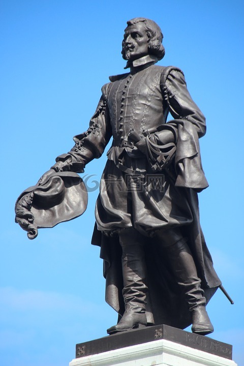 塞缪尔 · 德尚普兰,魁北克创始人,雕像
