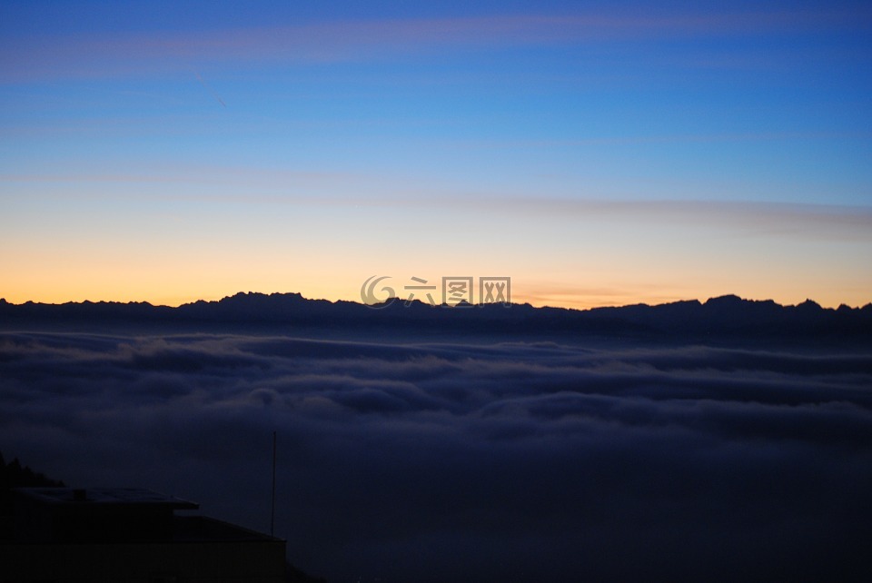 阿尔卑斯山,日出,雾之海