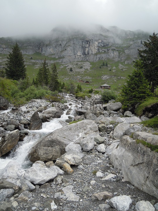 山中的小溪,山,石头