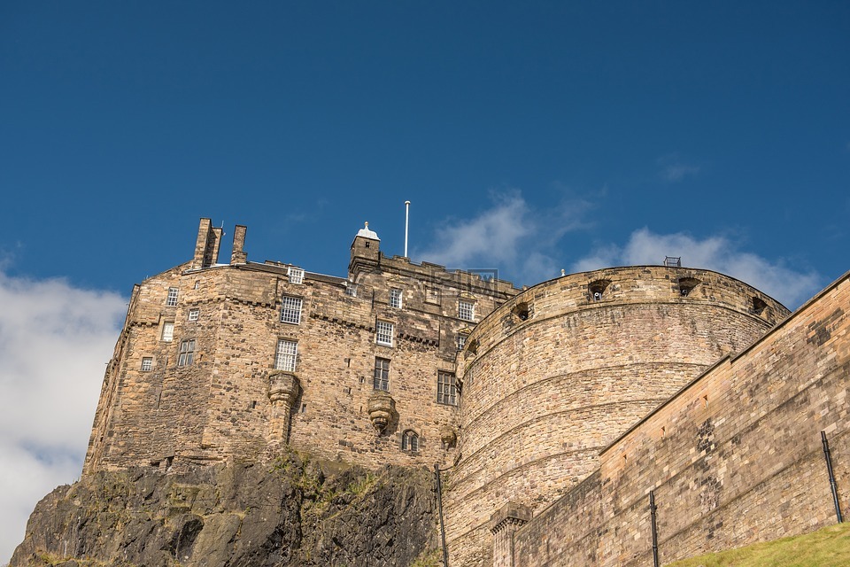 爱丁堡城堡,建设,欧洲