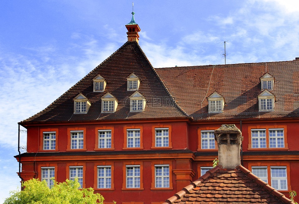 弗赖堡,红房子,蓝蓝的天空
