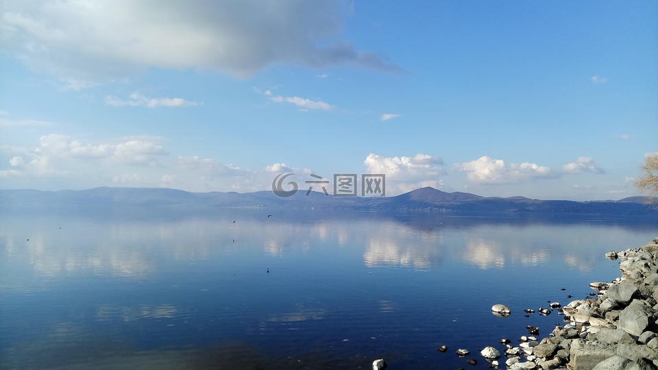 布拉恰诺湖,天空,水