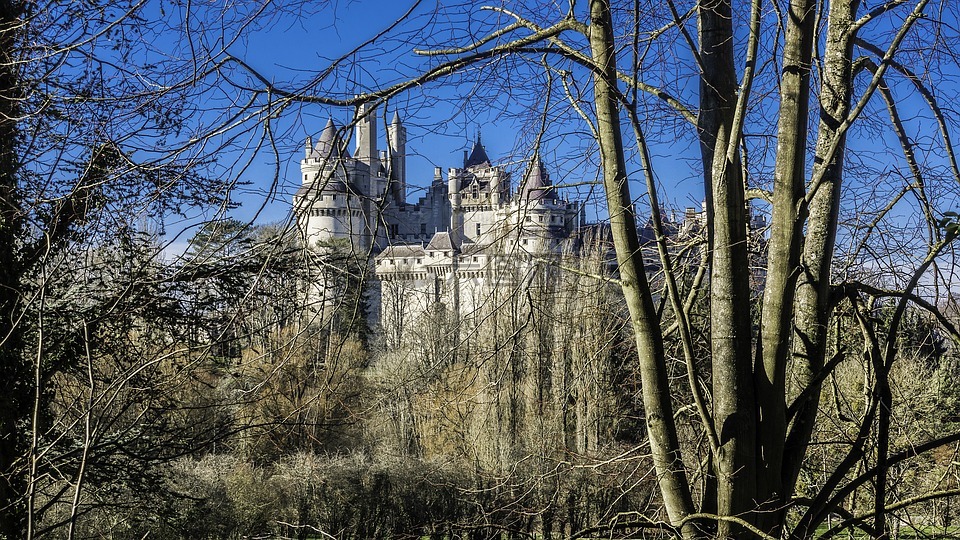 皮埃尔丰城堡,中世纪,法国遗产