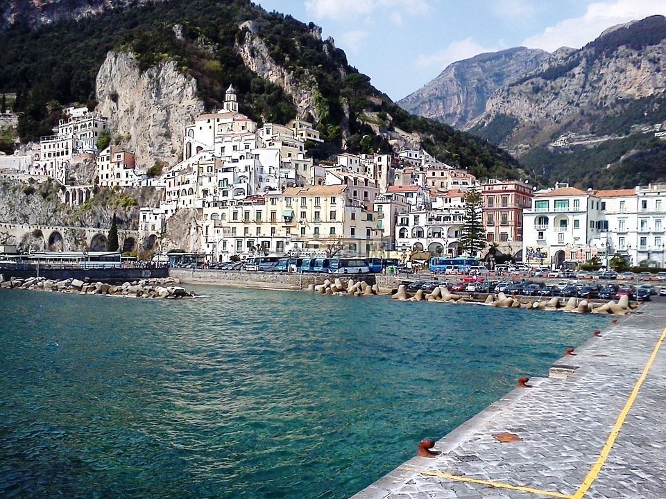 海港,山,阿马尔菲海岸