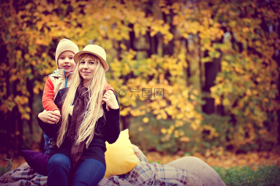 公园,秋季,孩子与他的母亲