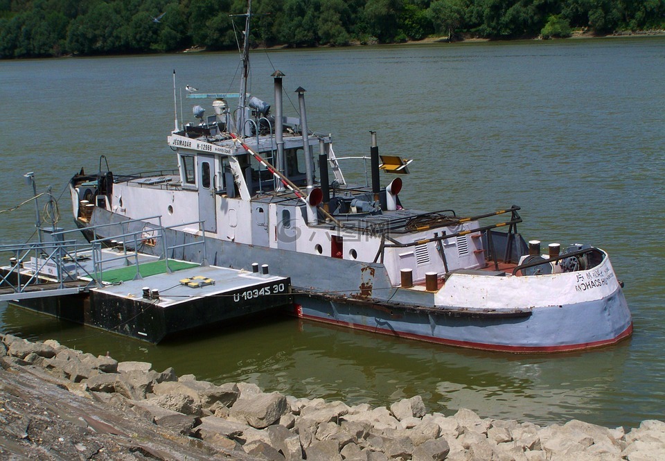 旧船,小型船舶,多瑙河