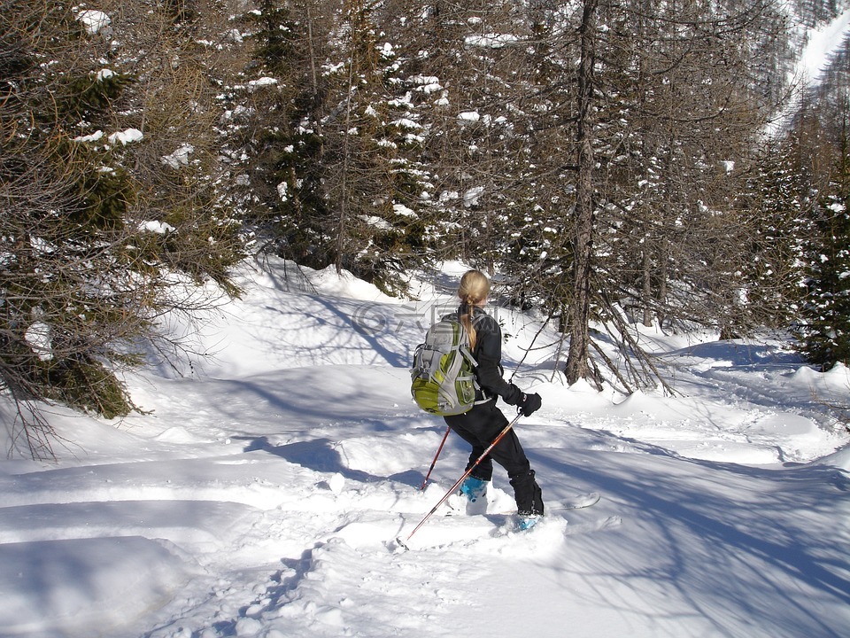 穷乡僻壤skiiing,登山滑雪,滑雪旅游