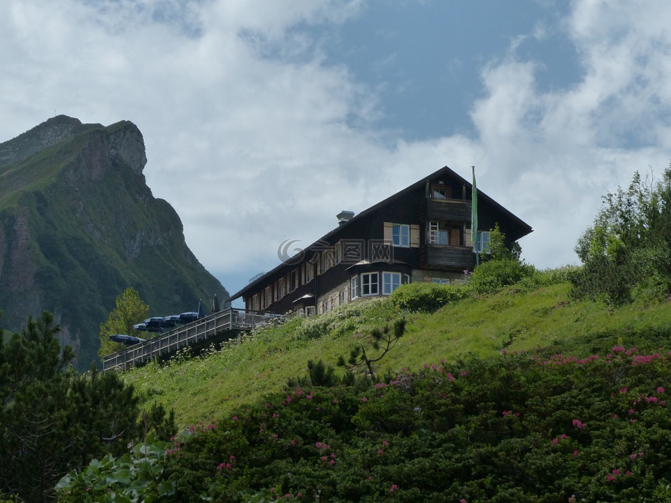 东兰茨贝格尔小屋,山上的小屋,棚屋