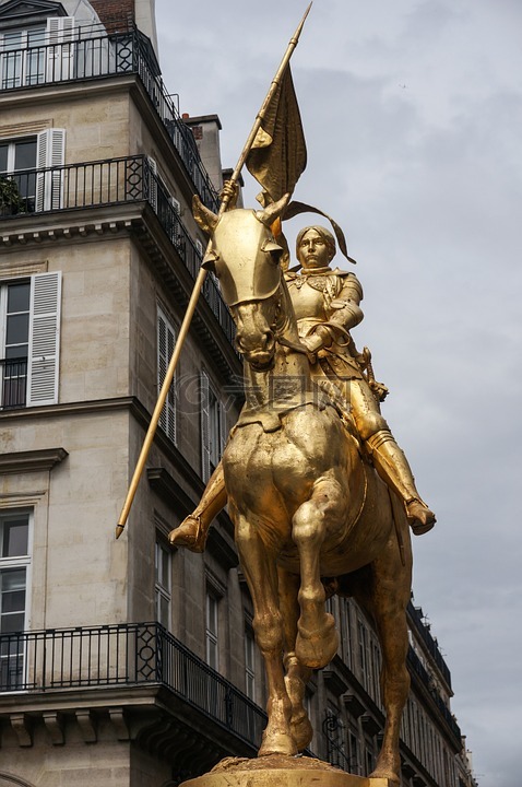 法国,巴黎,女骑士
