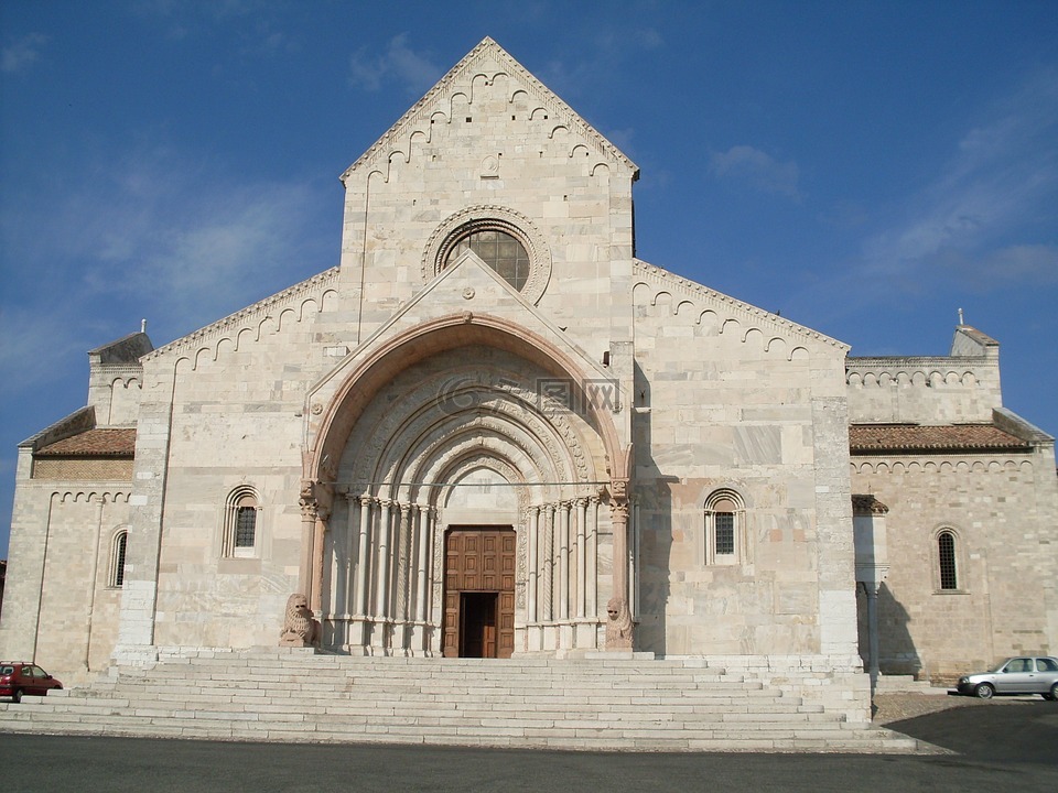 圣西里亚科,安科纳,大教堂