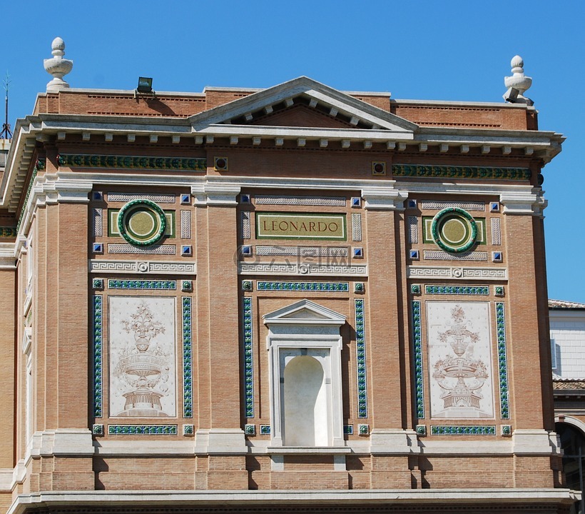 列奥纳多,帕拉佐,梵蒂冈博物馆