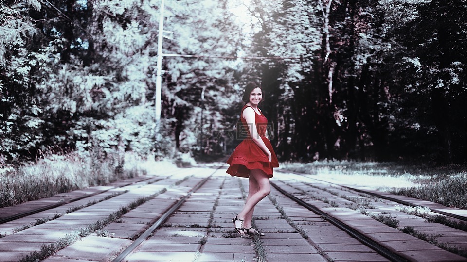 女孩,红色的裙子,电车公路