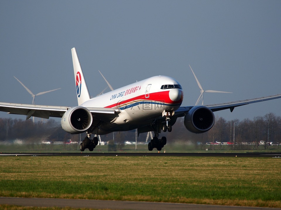 中国货运航空公司波音777飞机