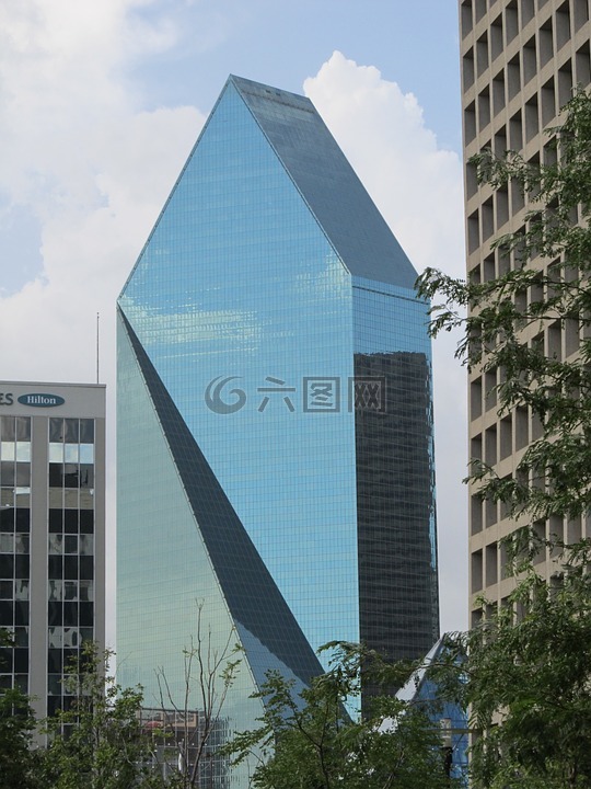 玻璃幕墙,办公建筑,市中心
