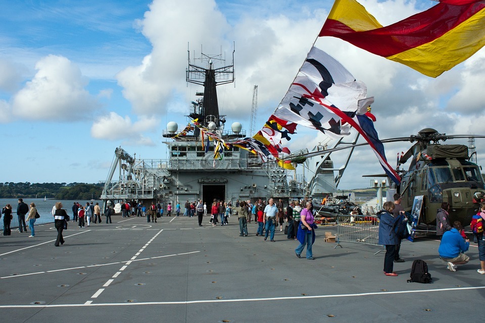 hms 的堡垒,两栖船坞,英国皇家海军开放日