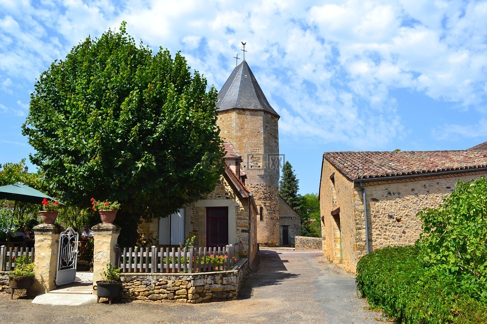 中世纪的村庄,中世纪的教会,多尔多涅省