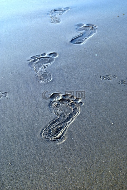 脚步声,沙,痕迹