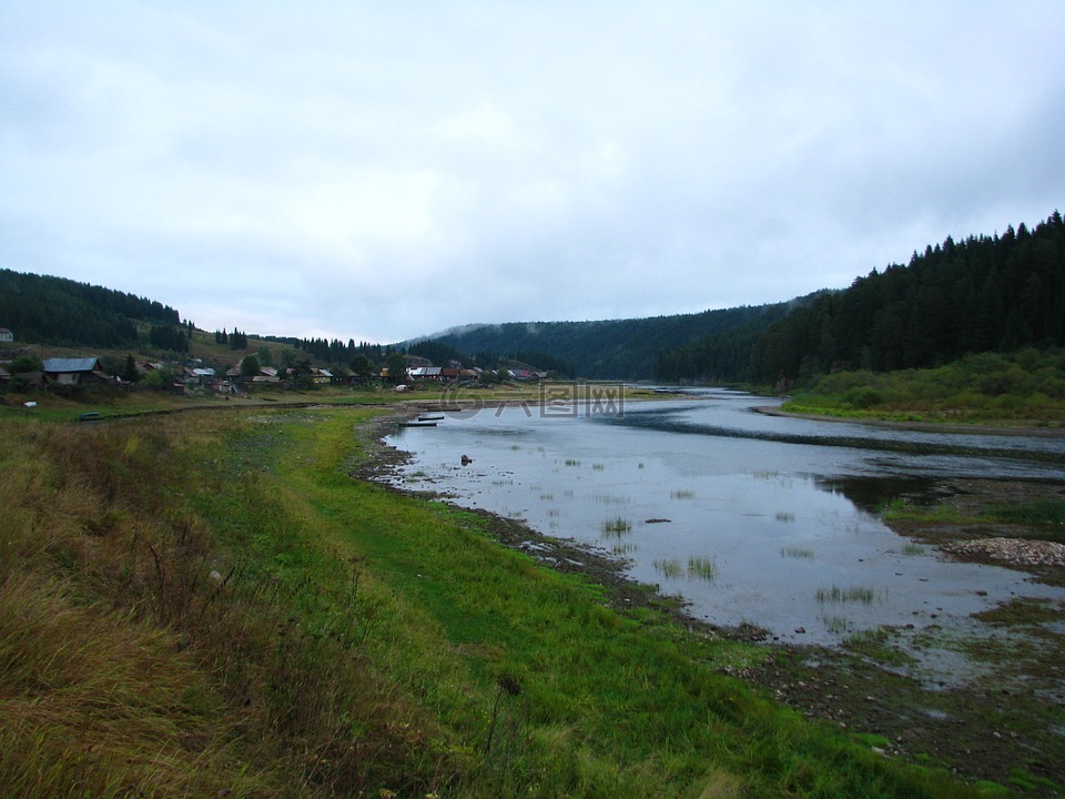 村里的超,该chusovaya河,彼尔姆边疆区