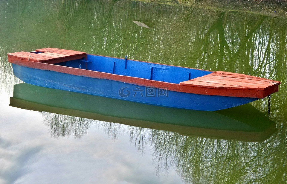船,水,蓝红