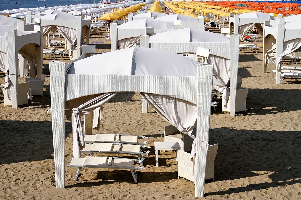 亭台楼阁,日光躺椅,海滩