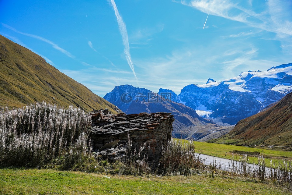 阿尔卑斯山的风景,山的房子,山寨