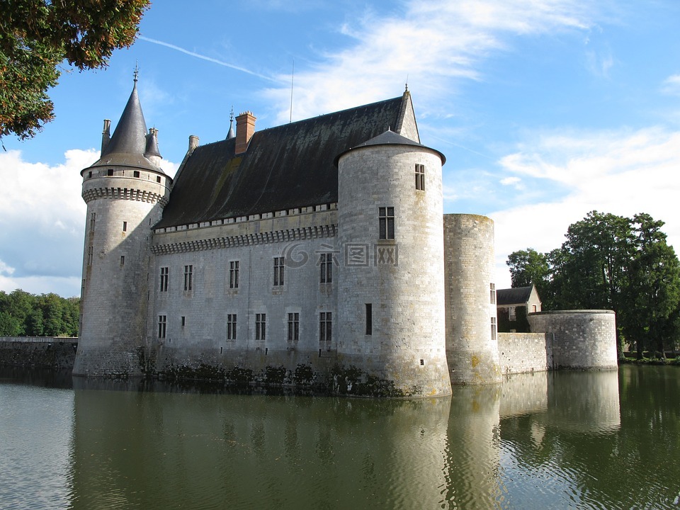 德萨 卢瓦尔河畔的凡尔赛宫,卢瓦尔河谷城堡苏利,庭院的城堡