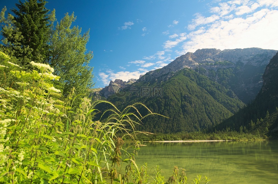 山,湖,白云岩