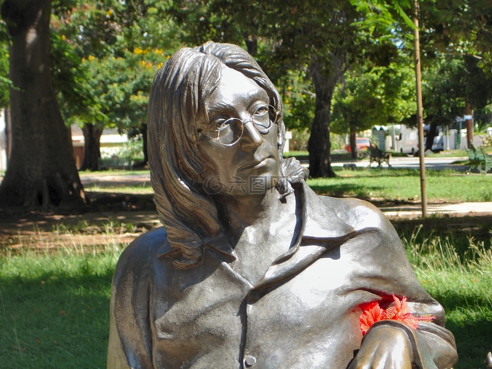 约翰 · 列侬,古巴,雕像