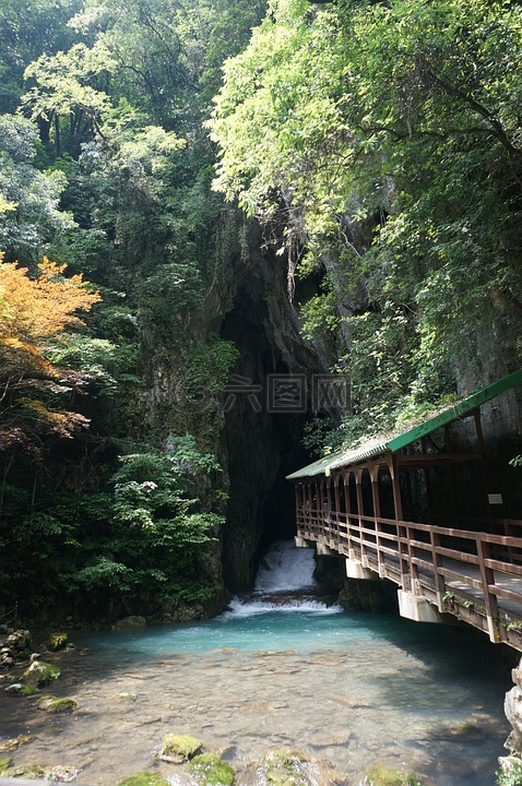 洞穴,昭义做山洞,日本