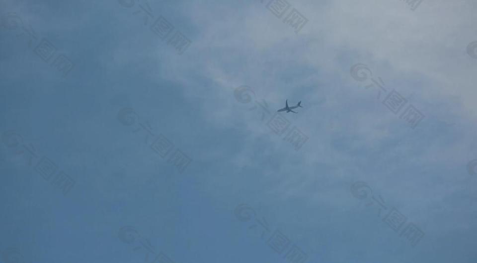 蓝天白云飞机 实拍视频素材