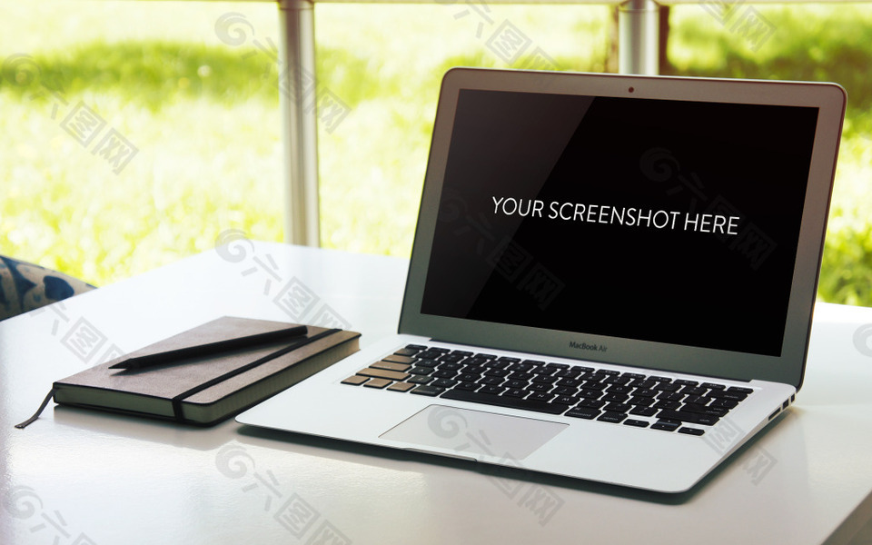 手提电脑样机模板