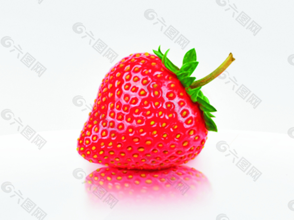 亮色鲜嫩草莓PSD分层素材