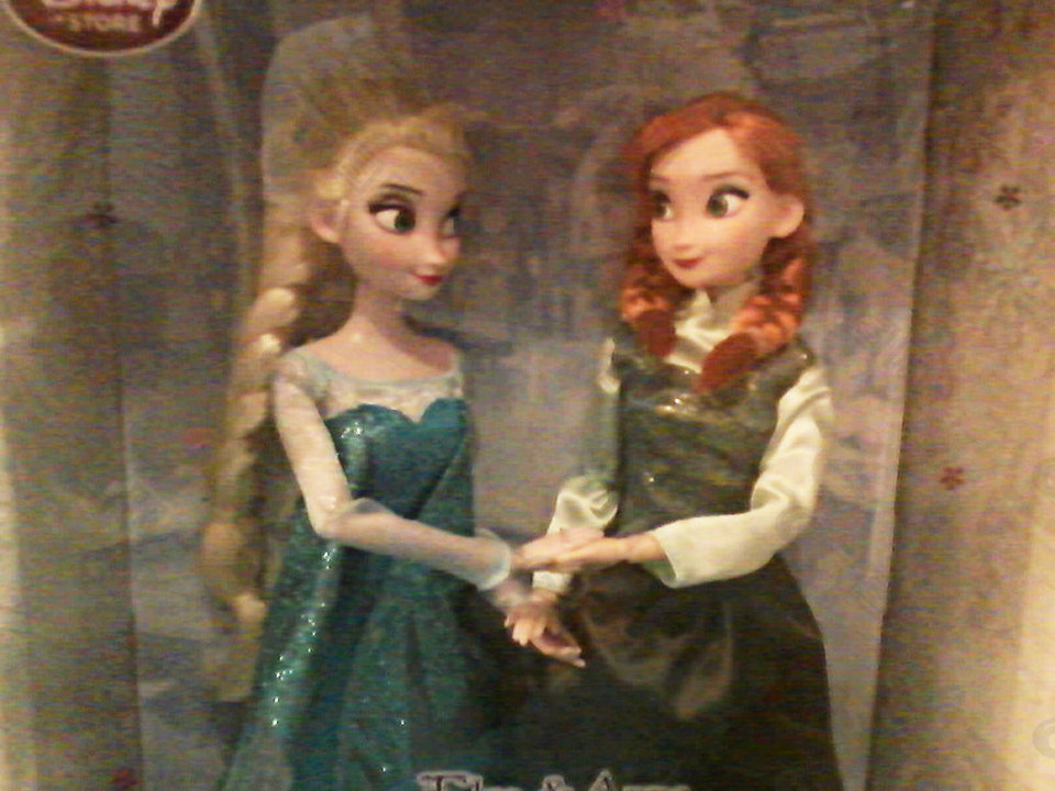冷冻娃娃-埃尔莎和安