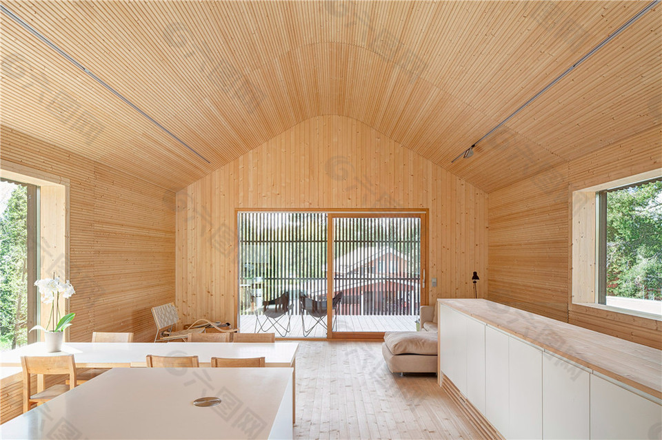 现代简约实木客厅落地窗设计图