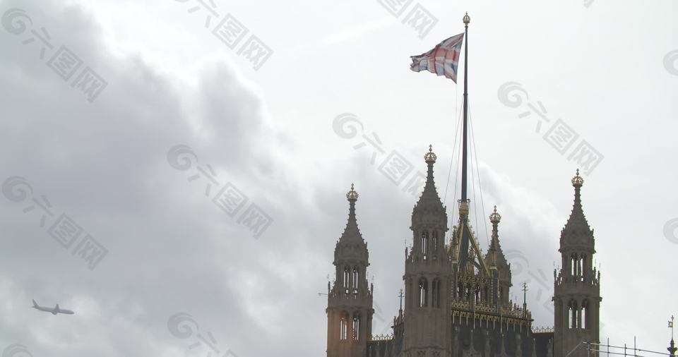 英国国旗在威斯敏斯特宫飘扬