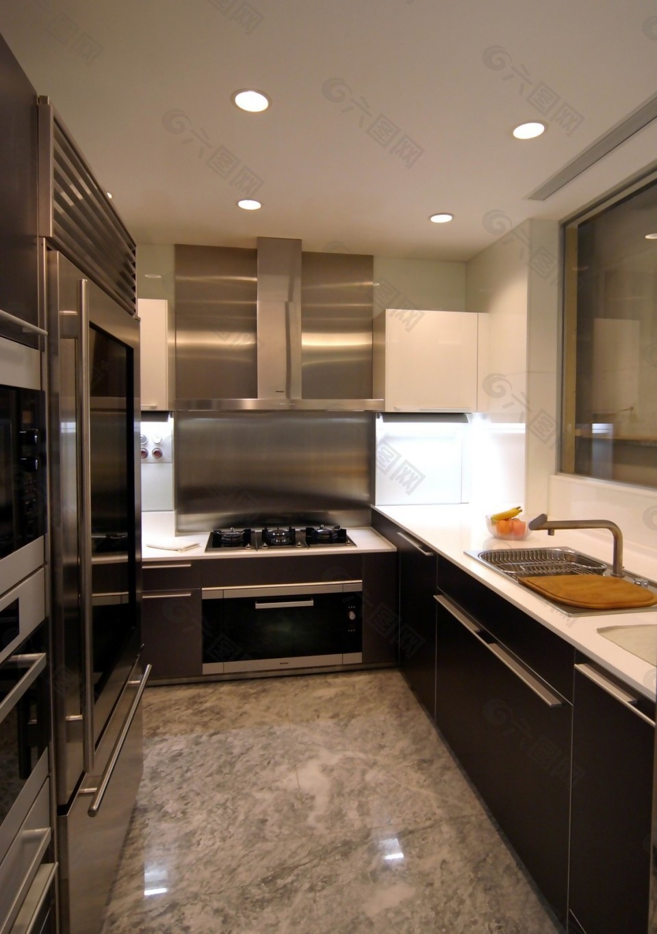 现代简约风室内设计厨房大理石地砖效果图