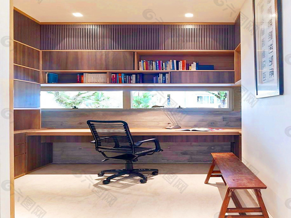 8平米实木小书房书桌装修效果图