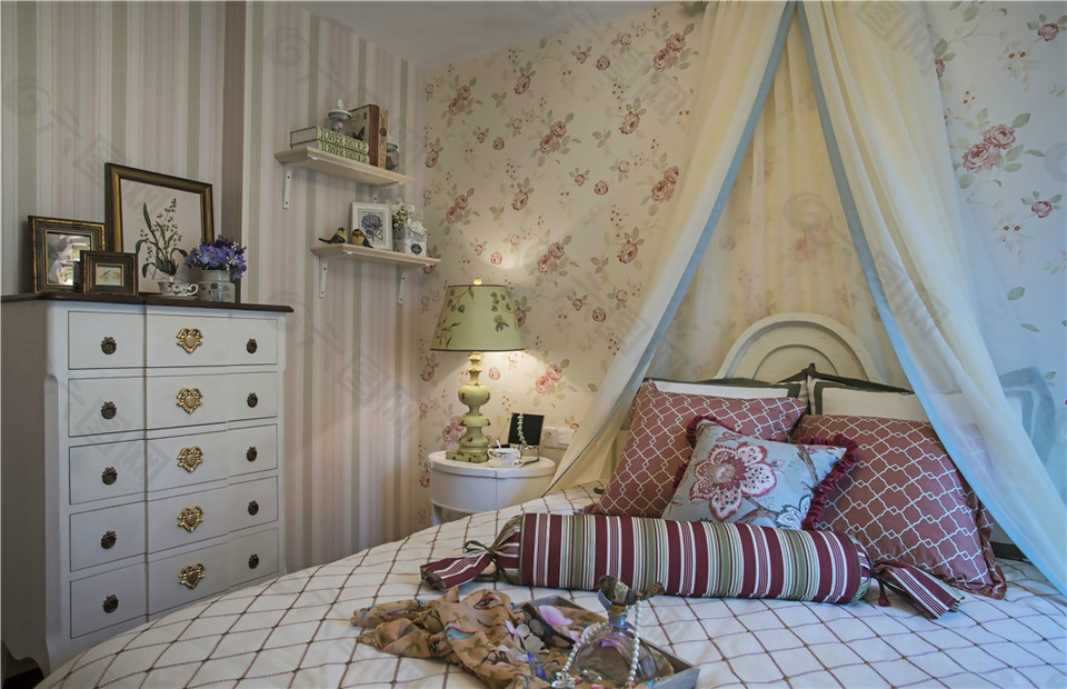 现代田园风格可爱卧室装修效果图