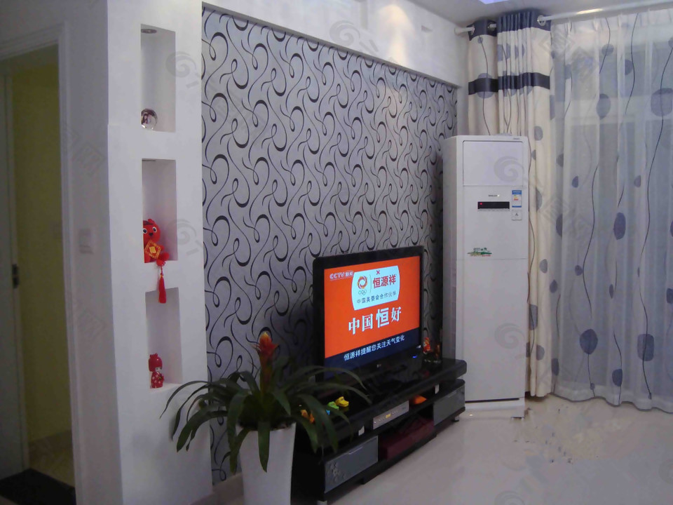 家庭现代简约客厅电视柜装修实景效果图