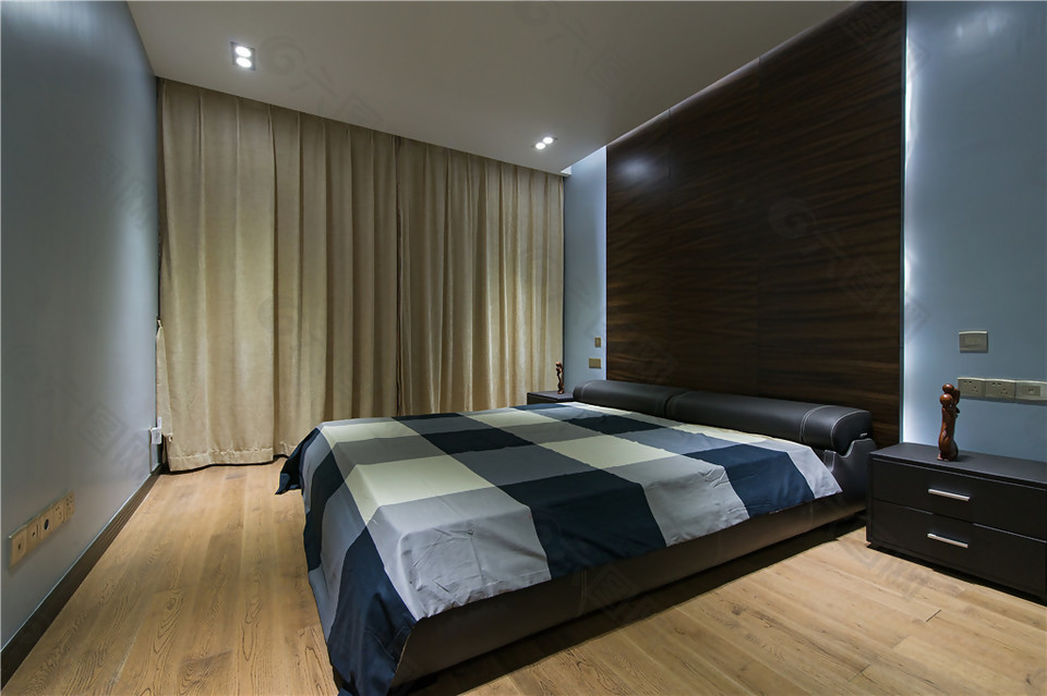 现代简约卧室床铺窗帘射灯木地板装修效果图