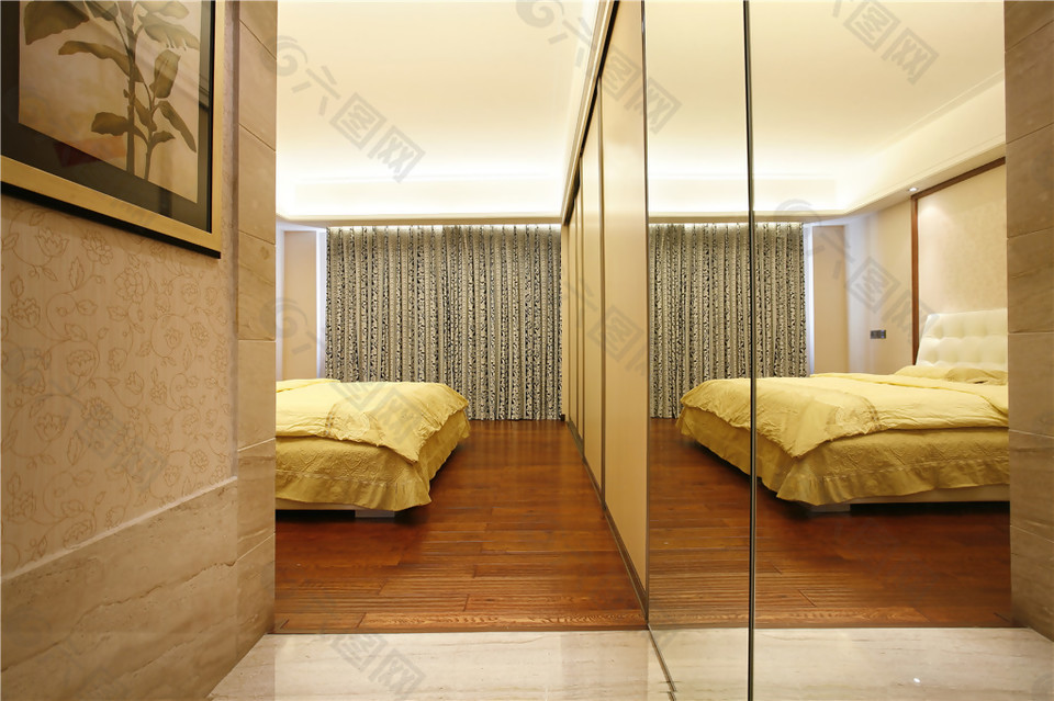 欧式室内酒店卧室镜子壁画装修效果图