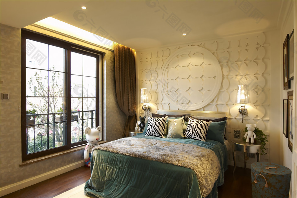 欧式室内卧室床铺射灯窗户装修效果图