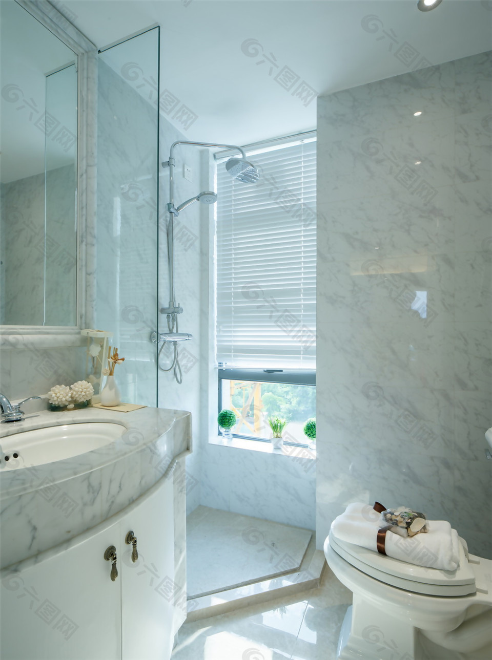 现代简约风室内设计浴室洗脸池白色调效果图