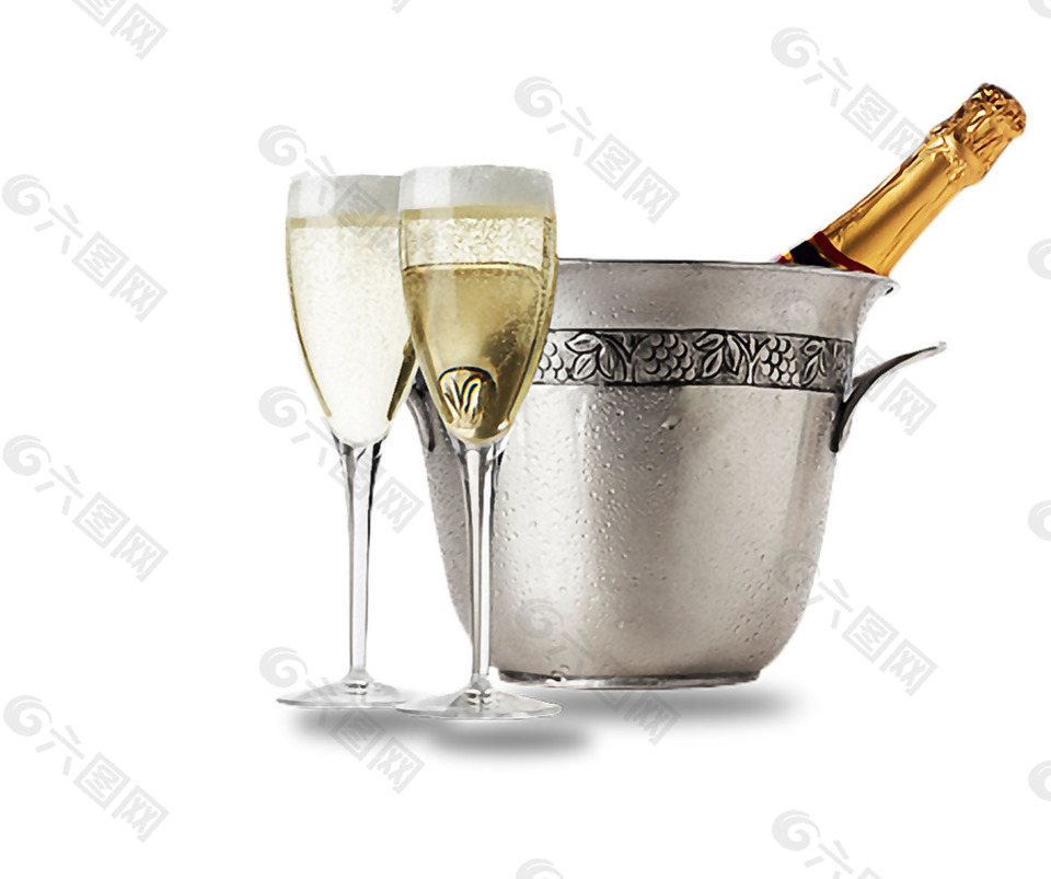 两杯香槟酒和酒瓶免抠png透明素材