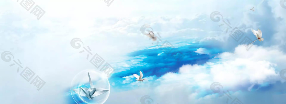 浪漫蓝色天空云朵banner背景素材