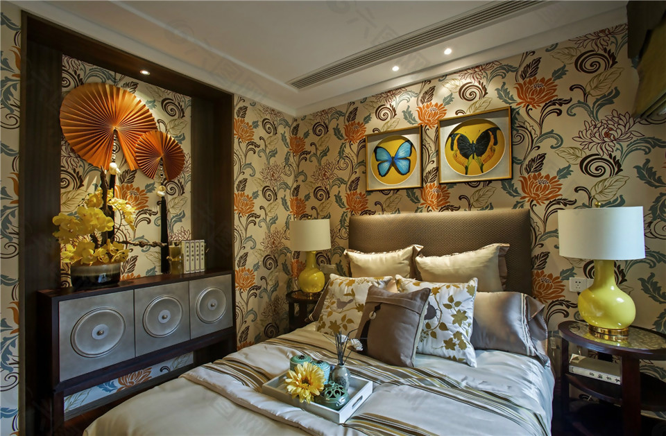 现代异域风情小户型卧室彩绘墙面室内装修图
