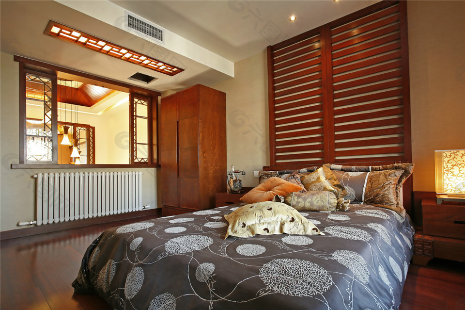新中式奢华卧室斑点床品室内装修效果图