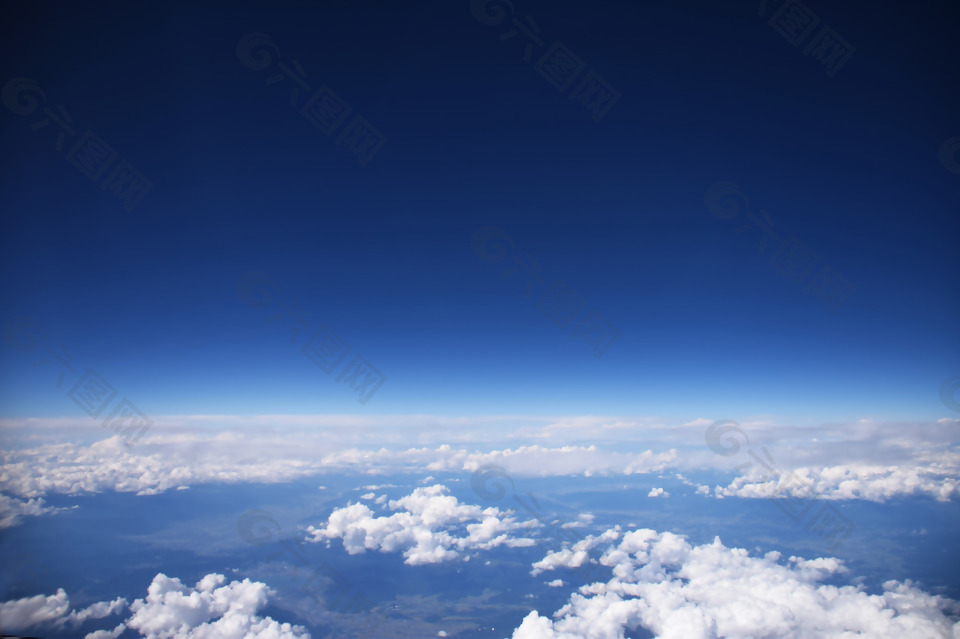蓝色天空云层自然风景