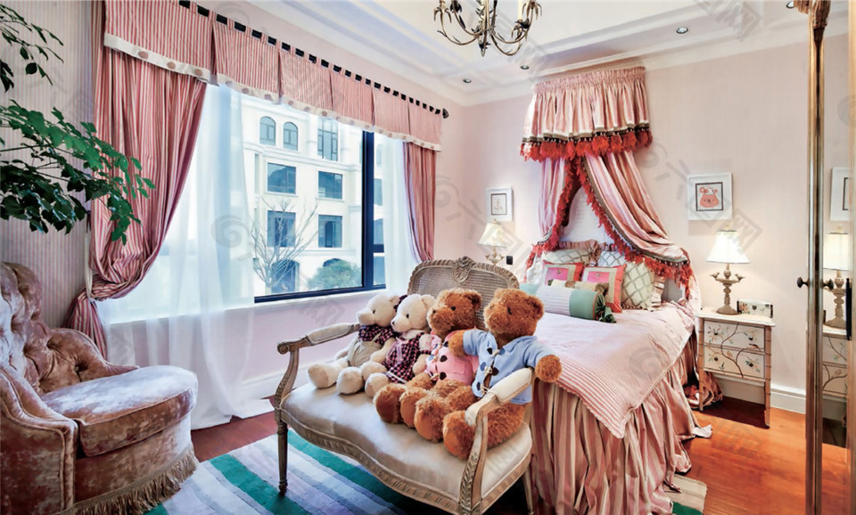 美式卧室粉色窗帘装修效果图